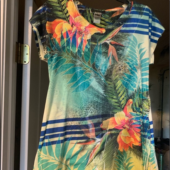 Colorful top - Picture 1 of 2